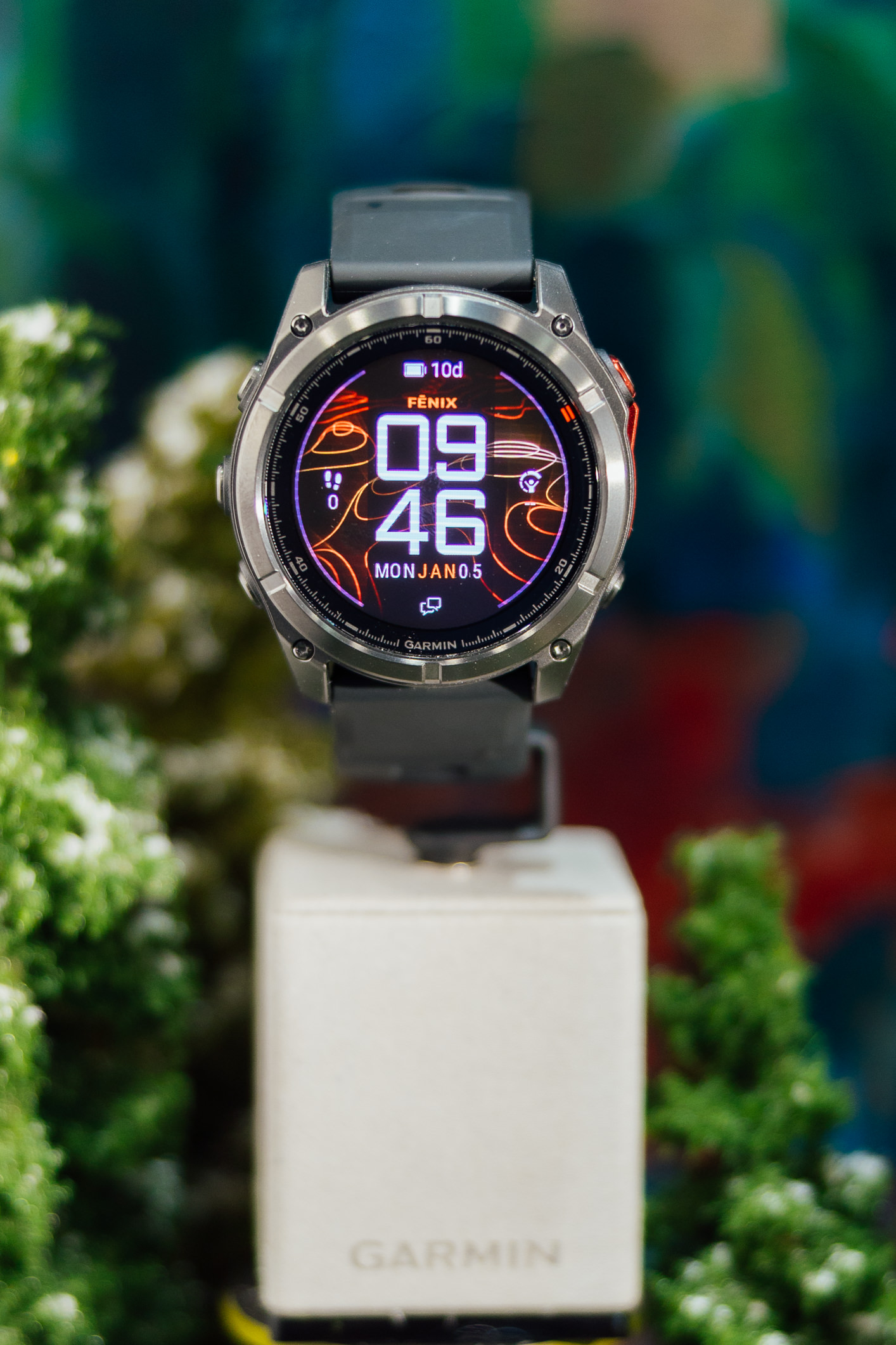 现场同步展出世界杯官方网站入口携手Gamin推出的全球首款Micro LED智慧手表&mdash;&mdash;fēnix 8 Pro MicroLED，具备超高亮度与细腻画质，即使在强烈日照下亦能清晰显示，满足户外运动及时尚生活的多元需求。